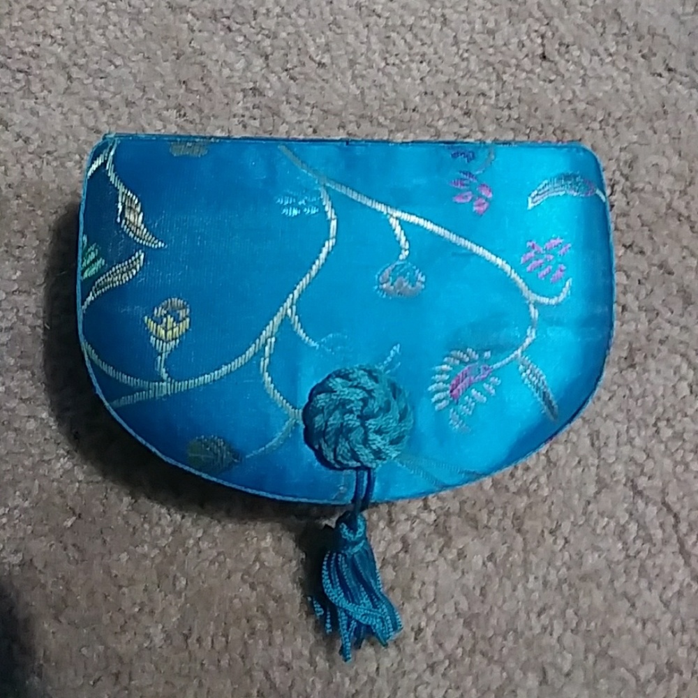 Blue chinese jewlery box